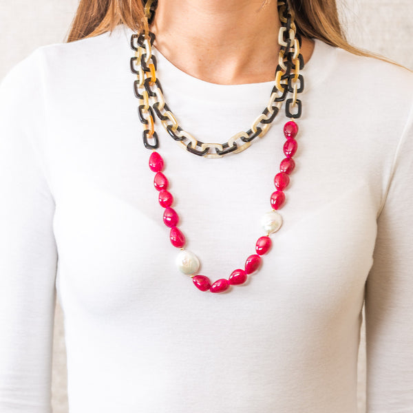 Collar combinado de cuerno natural con rubies y oro con dos perlas - MAMUT JEWELS